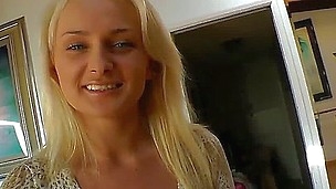 tenåring babe pornostjerne høyskole hd