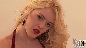 blonde pornostjerne solo hd